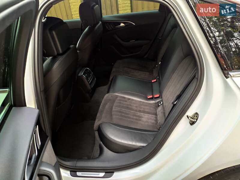 Седан Audi A6 2015 в Киеве
