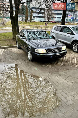Седан Audi A6 1995 в 