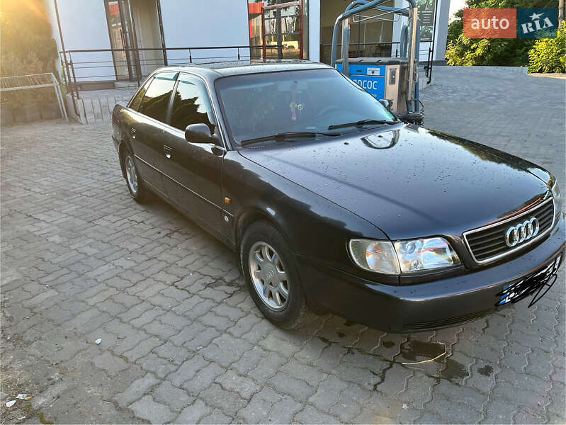 Седан Audi A6 1995 в Львове