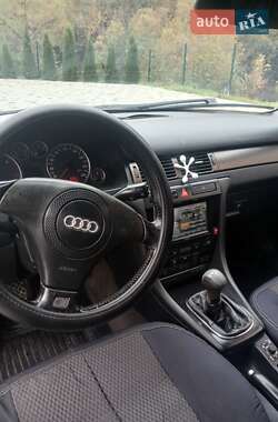 Седан Audi A6 2002 в 