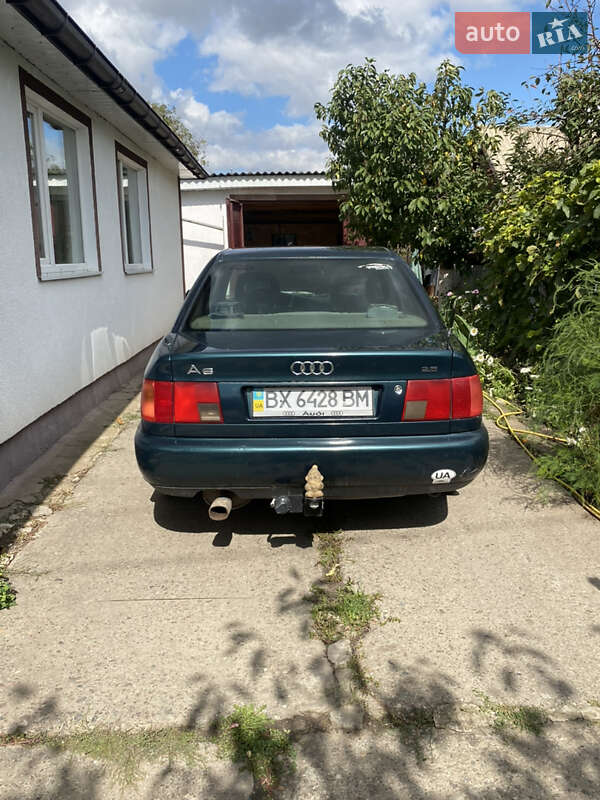 Седан Audi A6 1995 в Городку