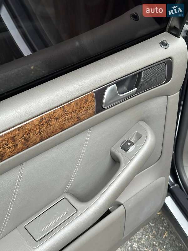 Универсал Audi A6 2003 в Звенигородке