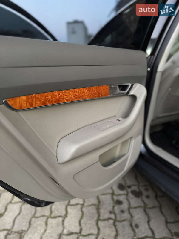 Седан Audi A6 2004 в Чернівцях