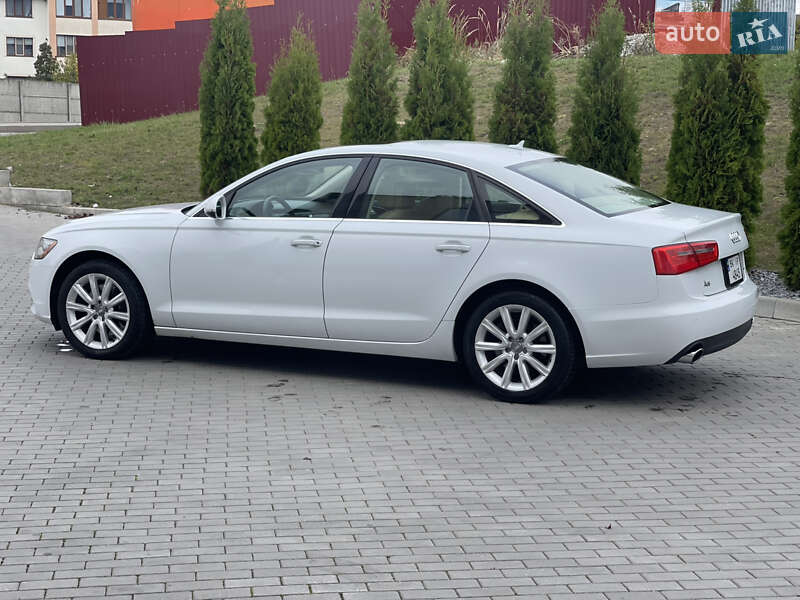 Седан Audi A6 2014 в Рівному