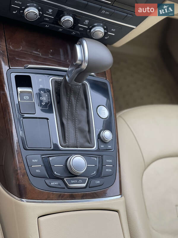 Седан Audi A6 2014 в Рівному