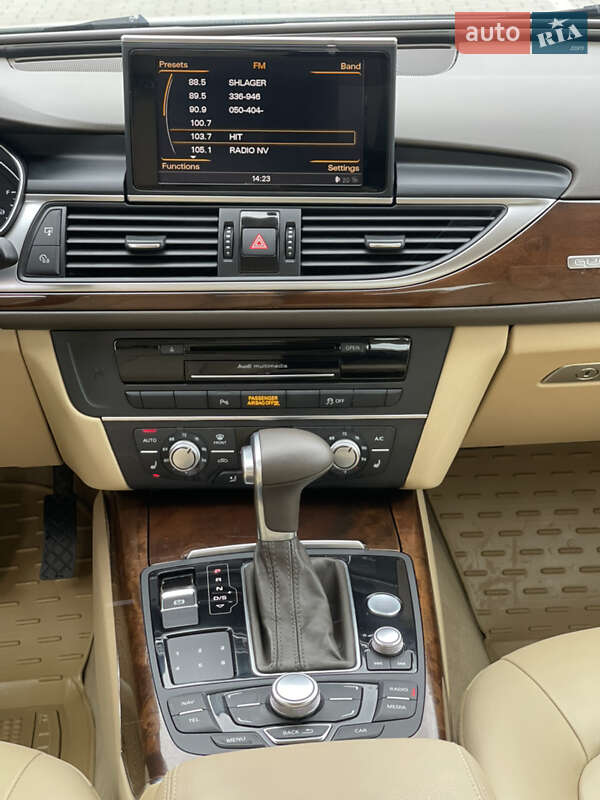 Седан Audi A6 2014 в Рівному