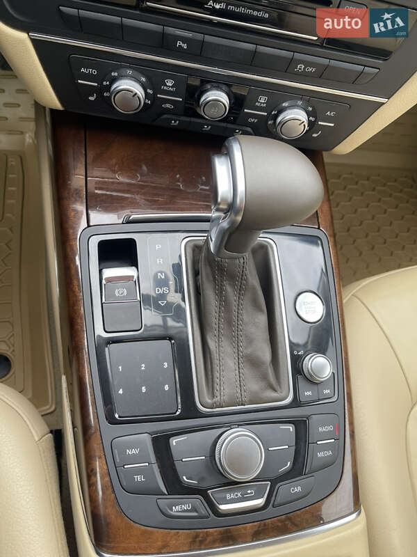 Седан Audi A6 2014 в Рівному