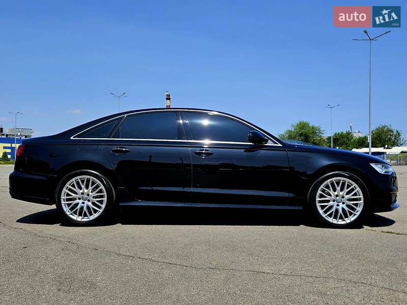 Седан Audi A6 2015 в Дніпрі