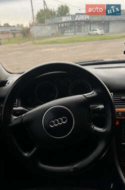 Седан Audi A6 2002 в 