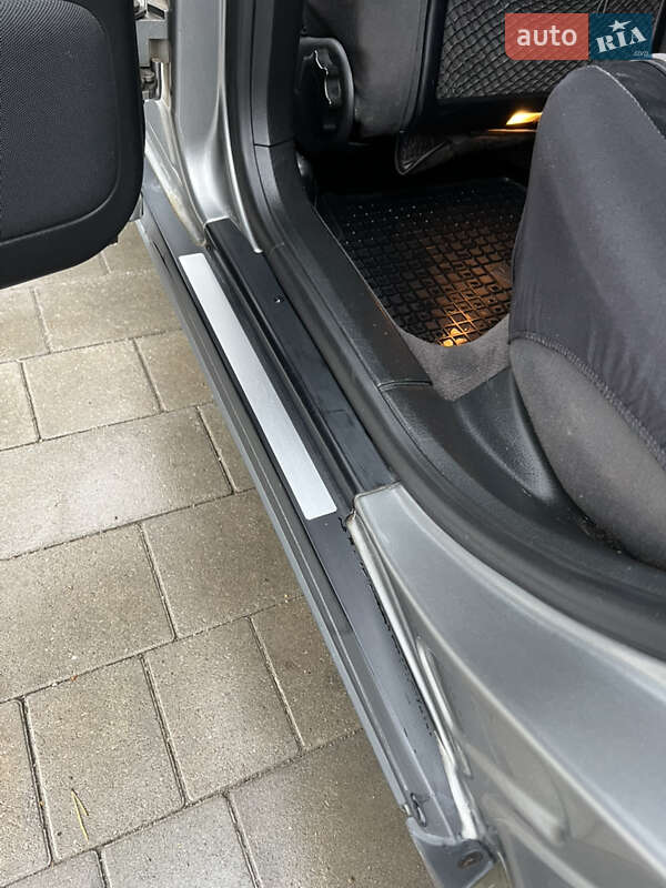 Седан Audi A6 2002 в Каменец-Подольском