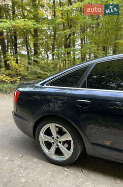 Седан Audi A6 2004 в 