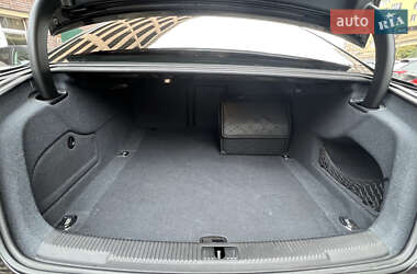 Седан Audi A6 2013 в  фото 36 Седан Audi A6 2013 в