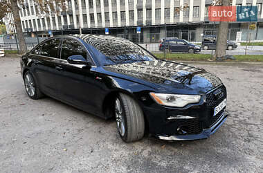 Седан Audi A6 2013 в 