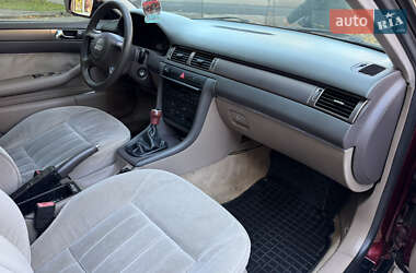 Седан Audi A6 1999 в 