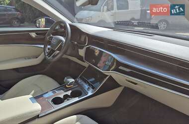 Седан Audi A6 2019 в 