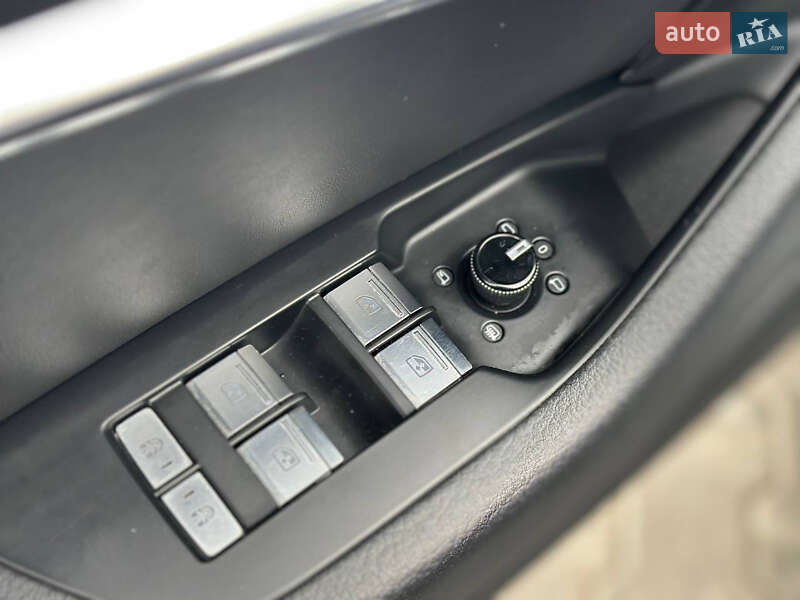 Седан Audi A6 2019 в Дніпрі