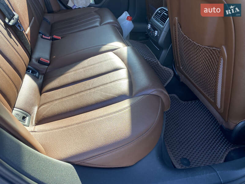 Седан Audi A6 2014 в Чернівцях