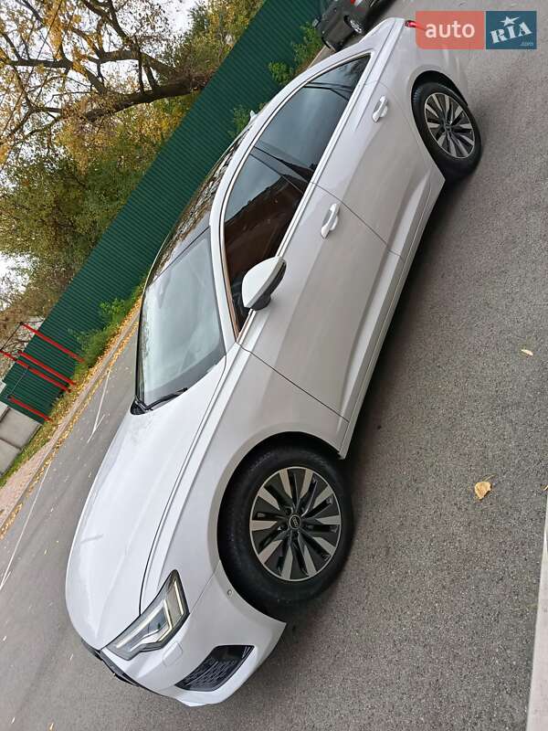 Седан Audi A6 2021 в Борисполі