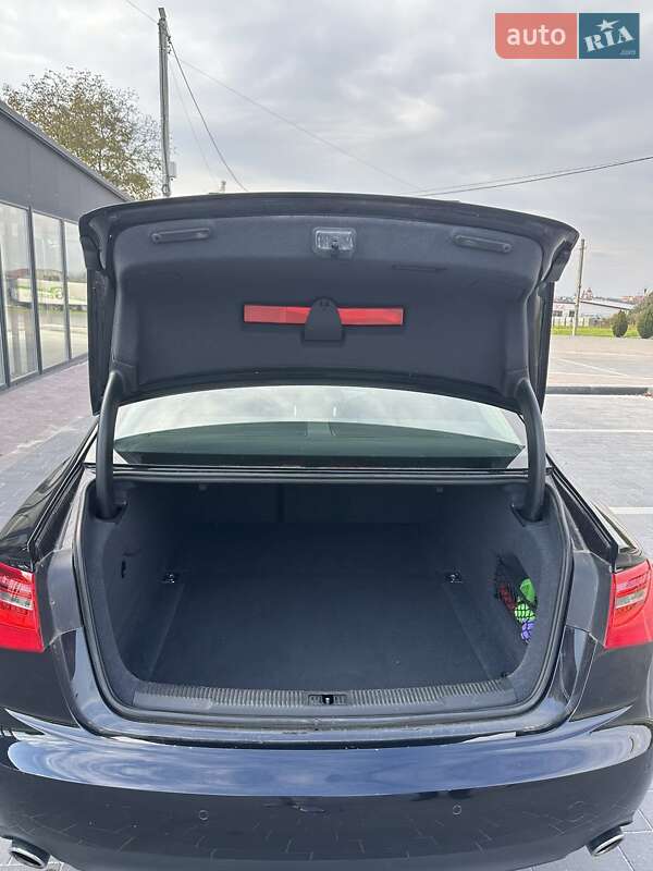 Седан Audi A6 2012 в Мостиській