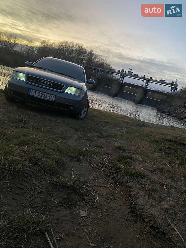 Универсал Audi A6 2001 в  фото Универсал Audi A6 2001 в