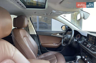 Седан Audi A6 2015 в 