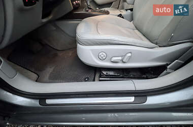 Седан Audi A6 2012 в 