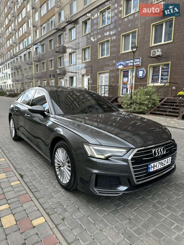 Седан Audi A6 2020 в Одессе
