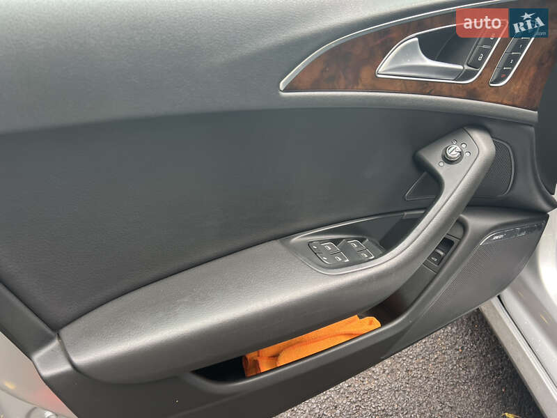 Седан Audi A6 2014 в Ровно