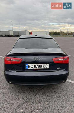 Седан Audi A6 2012 в 