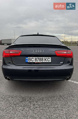 Седан Audi A6 2012 в 
