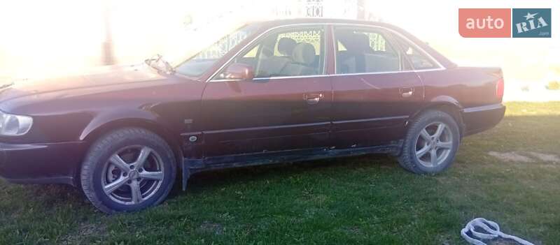 Седан Audi A6 1995 в Черновцах