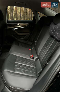 Седан Audi A6 2020 в 