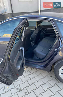 Седан Audi A6 2005 в  фото 24 Седан Audi A6 2005 в