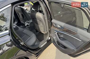 Седан Audi A6 2019 в 