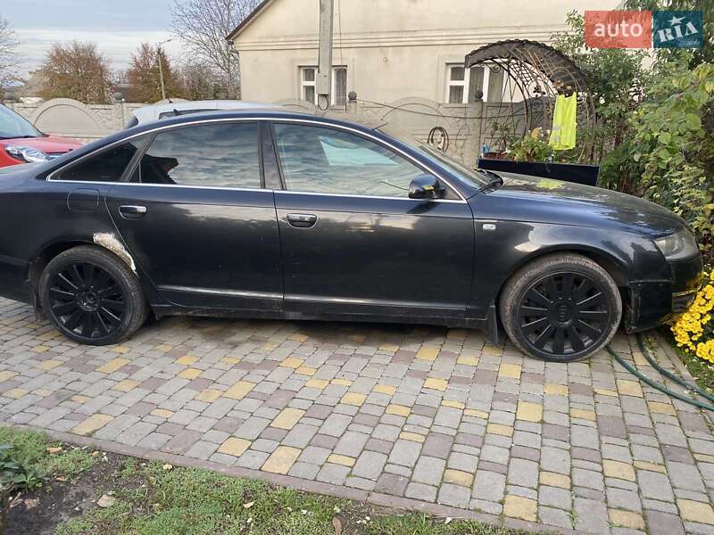 Седан Audi A6 2004 в Дубні