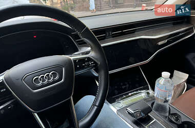 Седан Audi A6 2019 в  фото 3 Седан Audi A6 2019 в