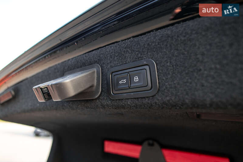 Седан Audi A6 2015 в Львове