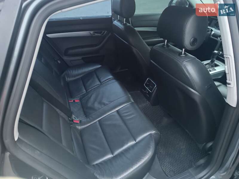 Седан Audi A6 2010 в Дубно