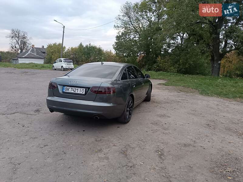 Седан Audi A6 2010 в Дубно