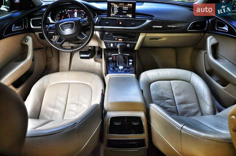 Седан Audi A6 2012 в Полтаві