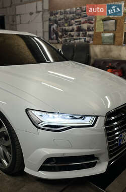 Седан Audi A6 2016 в  фото 3 Седан Audi A6 2016 в