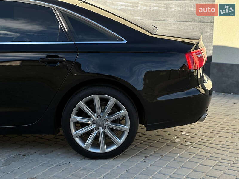 Седан Audi A6 2014 в Самборі