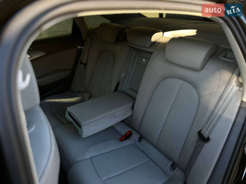 Седан Audi A6 2014 в Самборі