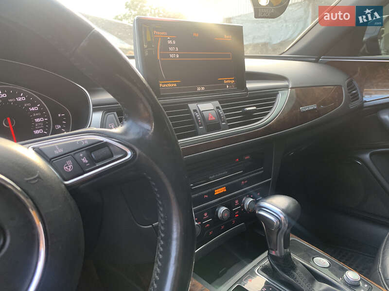 Седан Audi A6 2013 в Надворной