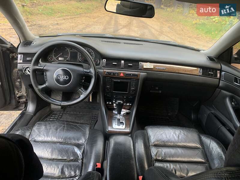 Седан Audi A6 2002 в Кременце