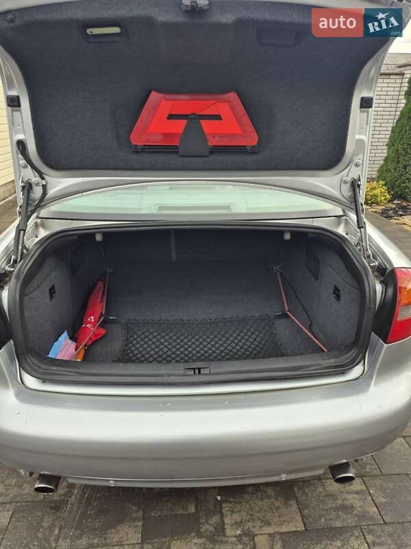 Седан Audi A6 2002 в Києві