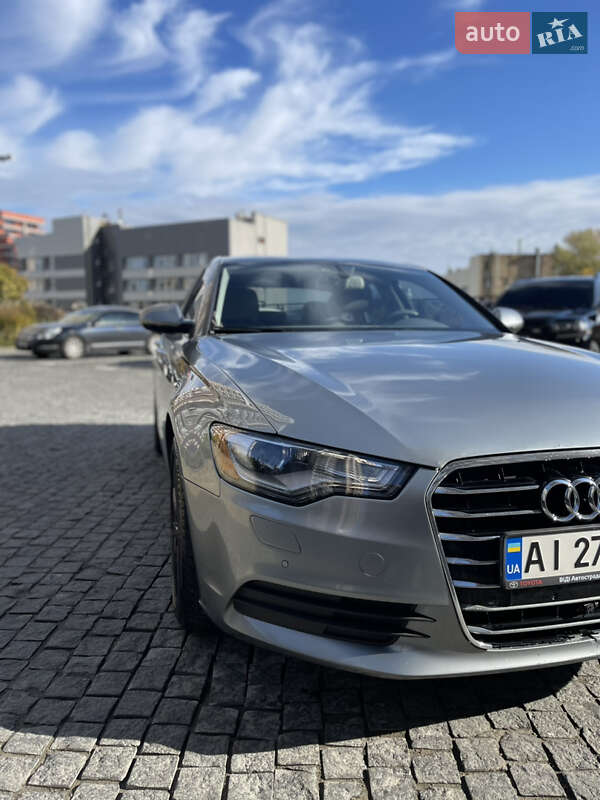 Седан Audi A6 2012 в Киеве