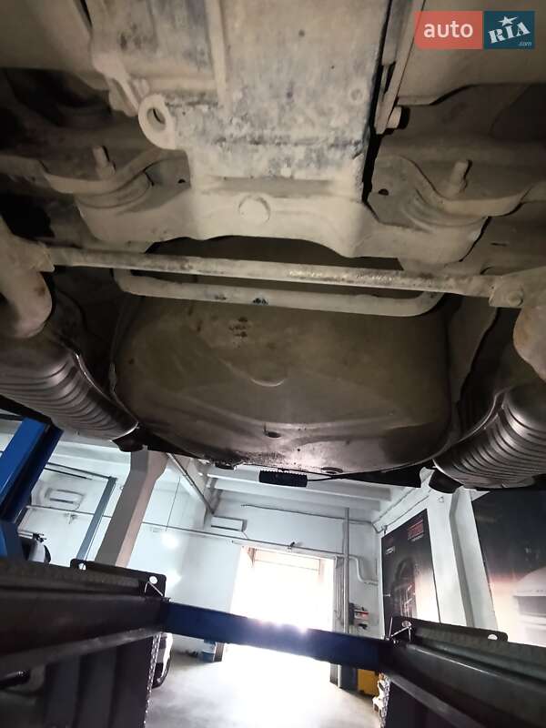 Універсал Audi A6 2004 в Чернівцях