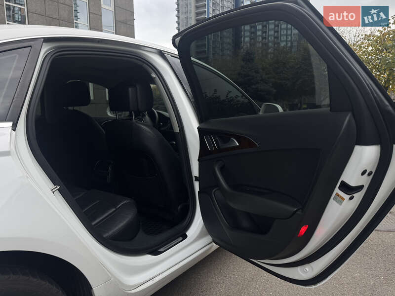 Седан Audi A6 2014 в Киеве