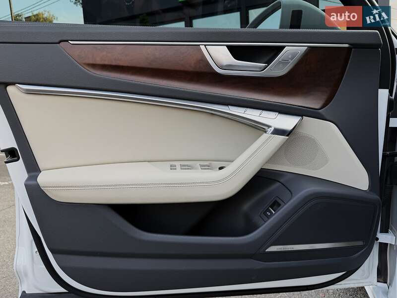 Седан Audi A6 2019 в Киеве